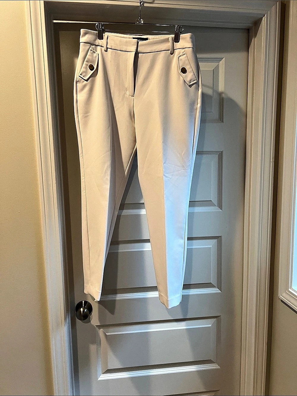 Express Straight High Rise Straight Leg Pants in White Size 10R Like New